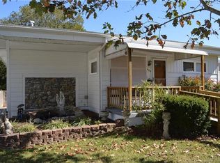 824 W 9th St, New Albany, IN 47150