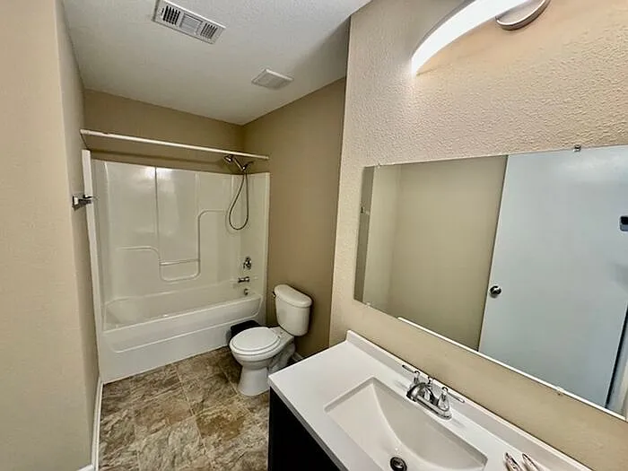 226 Valleyside Dr NE — Photo 16