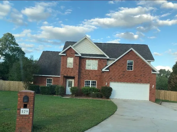 529 Quail Run Dr, Warner Robins, GA 31088