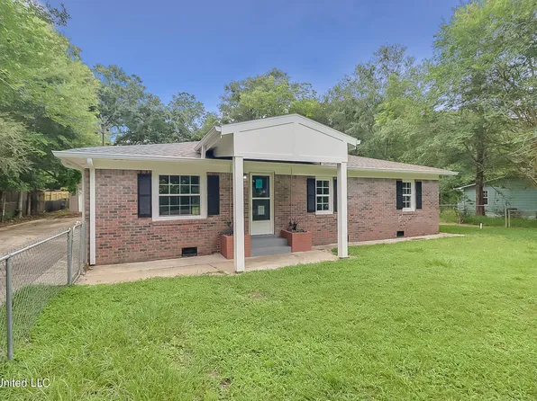 13108 Michael St, Biloxi, MS 39532