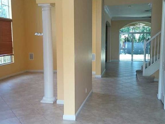3rd image of 5460 SW 104th Ter