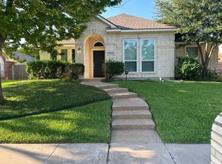 17819 Benchmark Dr, Dallas, TX 75252