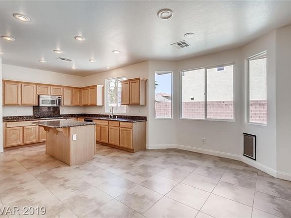 3rd image of 1008 Spottswood Ave