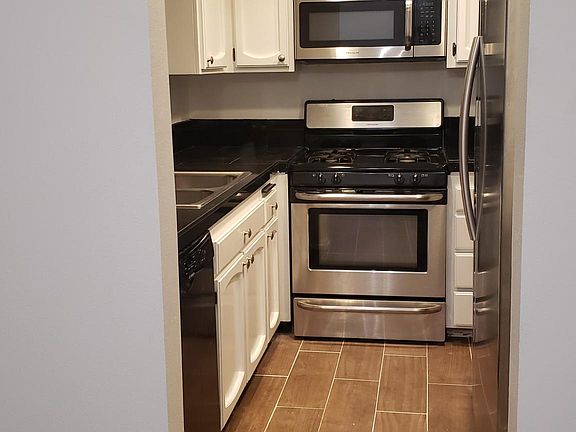 2nd image of 7800 N Topanga Canyon Blvd #303
