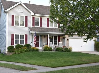 1131 Prescott Ln, Crystal Lake, IL 60014