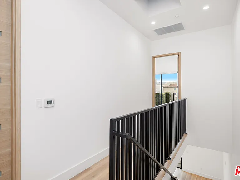 5317 Ben Ave — Photo 10