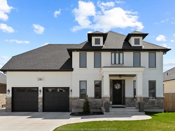 14 Dundee Dr, Chatham Kent, ON N7M 0S7