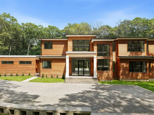 31 Broadway, Southampton, NY 11968