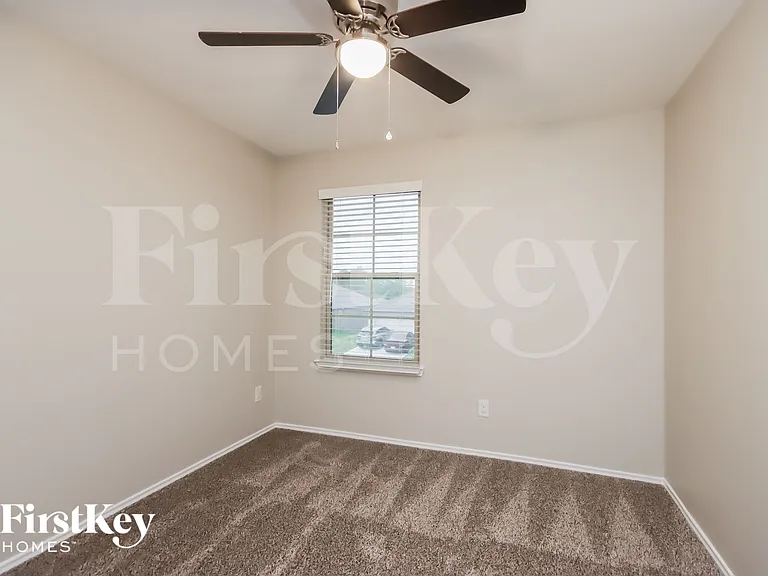 5909 Warm Bungalow Ln — Photo 12