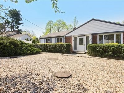 48 Holbrooke Rd, White Plains, NY, 10605