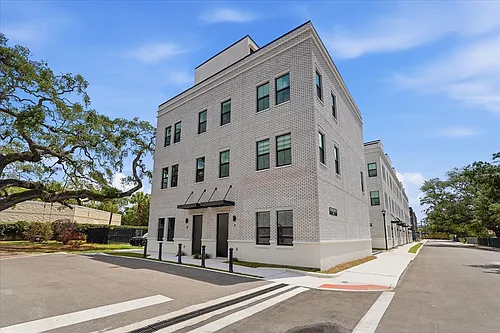1218 E Kay St Photo 1