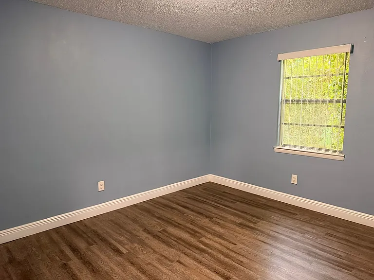6321 Lenawee St #D4 — Photo 5