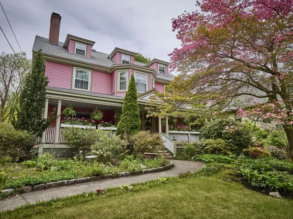 17 Copley St, Newton, MA 02458