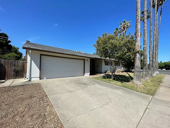 3rd image of 30097 Shoreline Dr #A