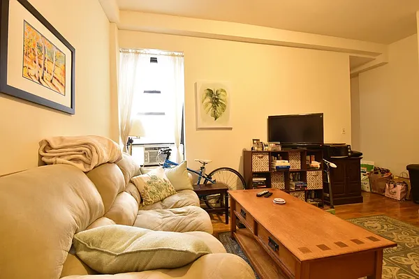 Rented by (Legacy) NY Quality Living Uptown | media 23