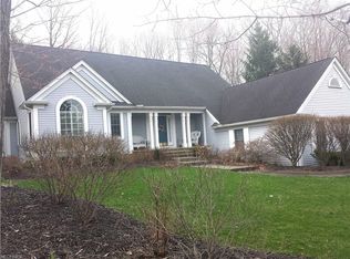 35755 Quartermane Cir, Bentleyville, OH