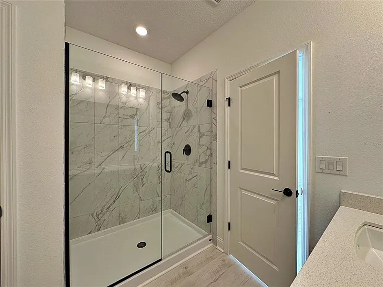 43 Waverly Ln — Photo 12