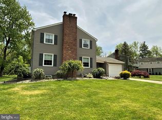 555 Tarrington Rd, Cherry Hill, NJ 08034
