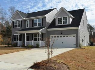 2019 Mill Lake Rd, Suffolk, VA 23434