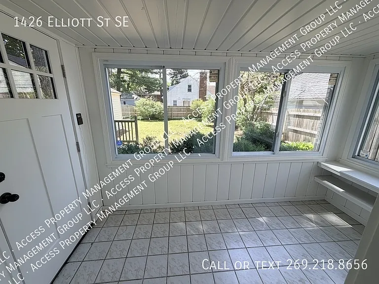 1426 Elliott St SE — Photo 30