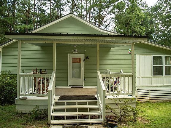 3rd image of 181 Black Oak Dr