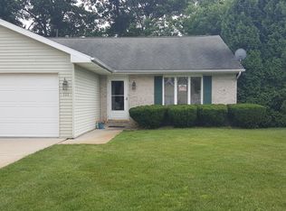 111 Riviera Dr, Michigan City, IN 46360