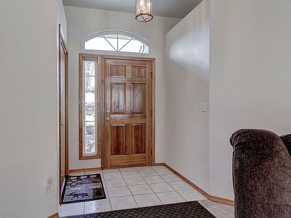 3rd image of 238 W Woodbury Dr
