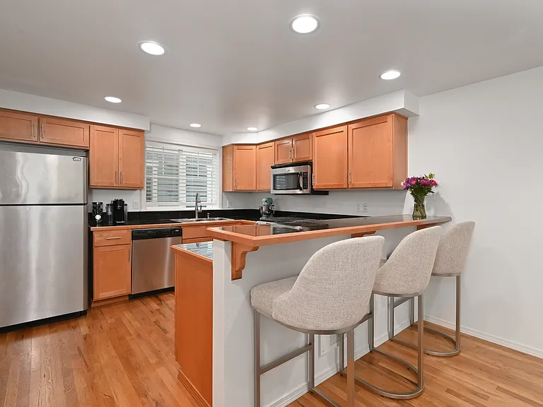 8509 Midvale Ave N #C — Photo 9