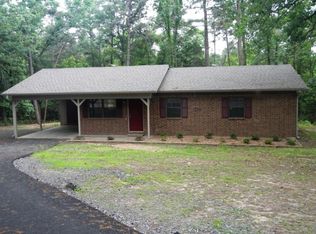 867 Mill Creek Dr, Russellville, AR 72802