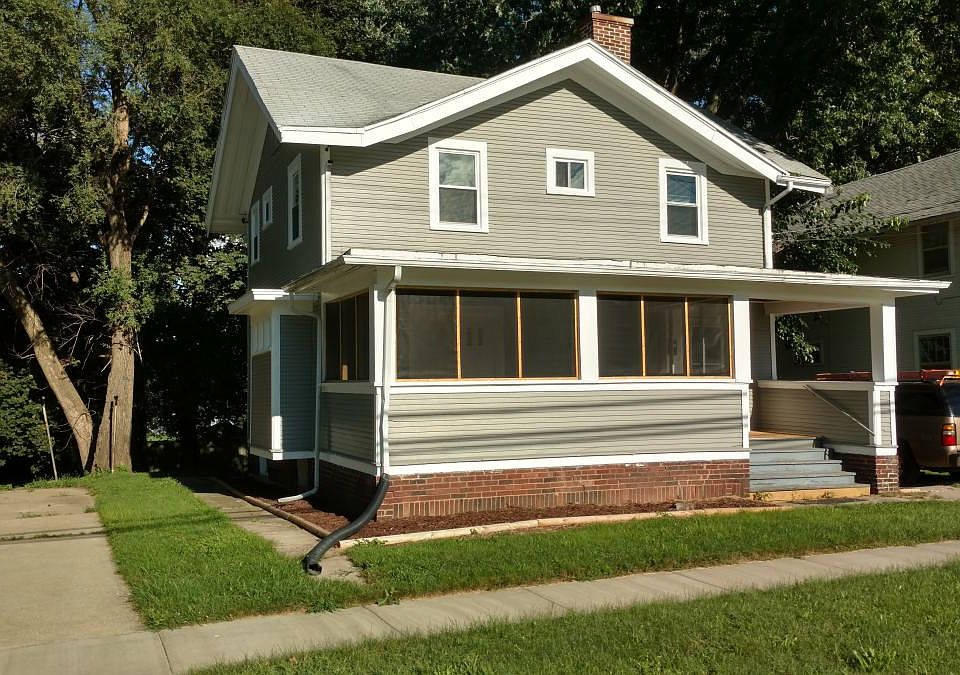 1st image of 225 N Independence Ave