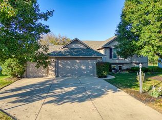 1271 Windsong Trl, Fairborn, OH 45324