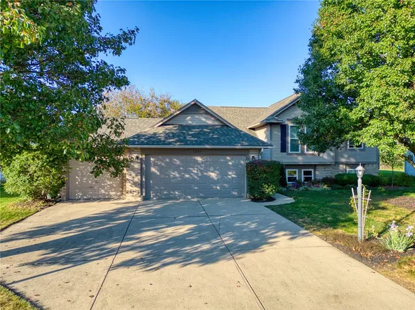 1271 Windsong Trl, Fairborn, OH 45324