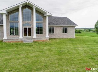 1798 168th Rd, Garland, NE 68360