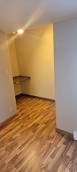 4th image of 106 Mechanic St APT 8