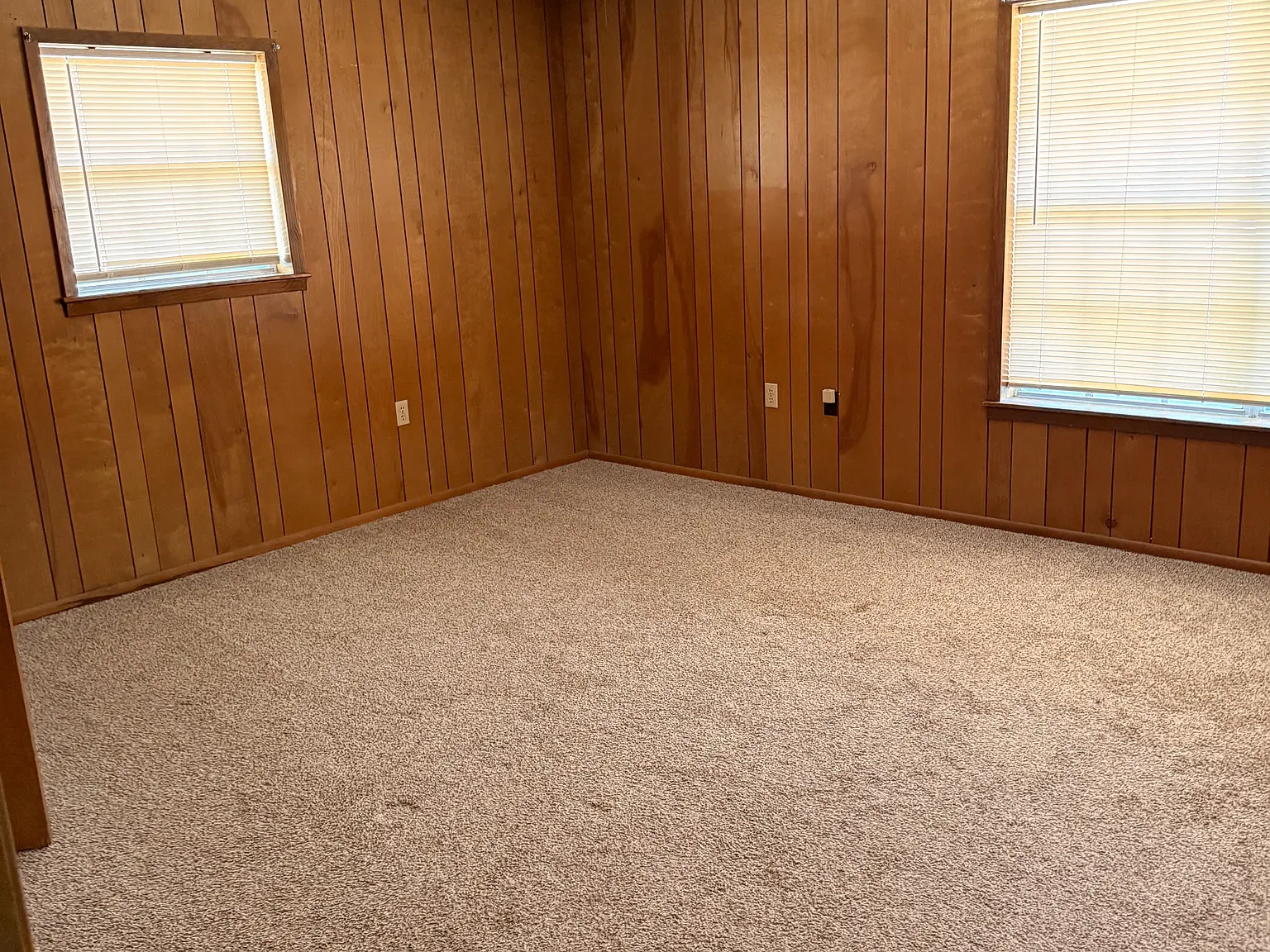 3 bed, 2.5 bath, 2200 sqft, $1,800 — Photo 4