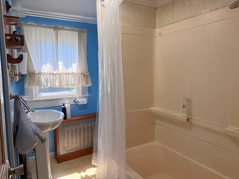 1101 Mill St #101 — Photo 17