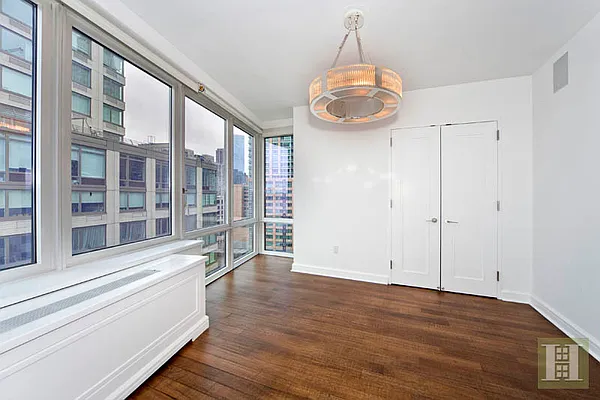 Rented by Halstead Real Estate | media 17