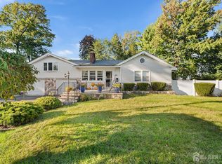 32 E Hegel Ave, Colonia, NJ 07067