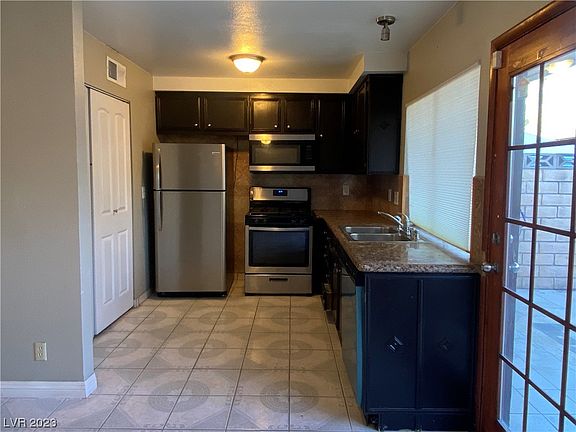 4th image of 6175 Meadowhaven Ln