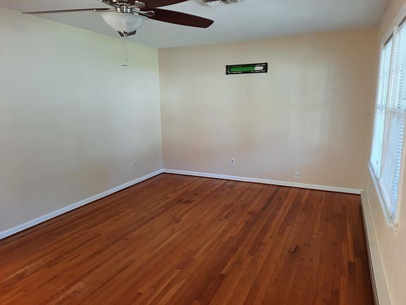 3rd image of 149 Bret Harte Dr