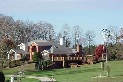 2nd image of 160 Windmill Dr