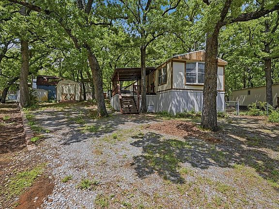 2nd image of 512 Mill Creek Resort Rd #31