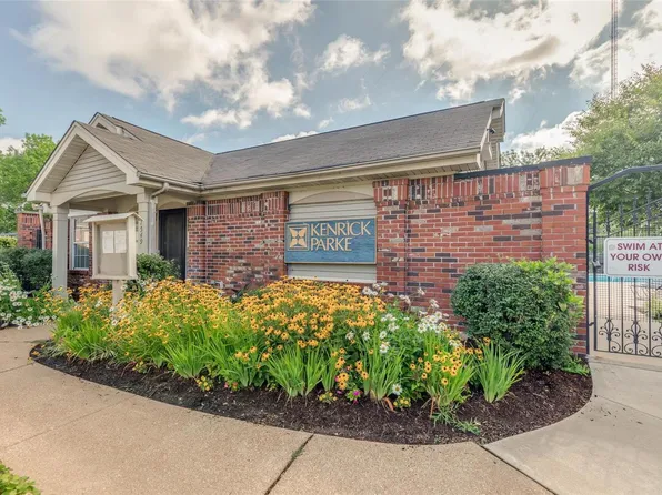5353 N Kenrick Parke Dr APT 307, Saint Louis, MO 63119