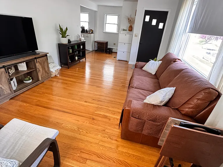 123 High Park Ave — Photo 5