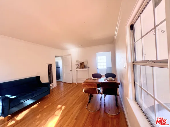 2333 S Garth Ave, Los Angeles, CA 90034