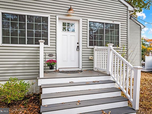 2nd image of 251 Mallard Dr