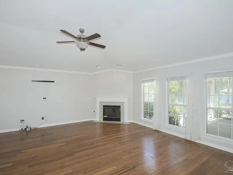 9588 Westgate Cir — Photo 17