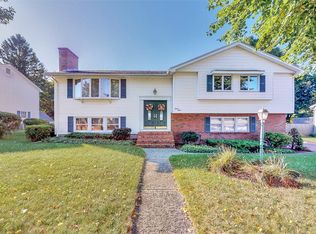 88 Briarwood Ave, Springfield, MA 01118