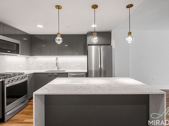 4th image of 22 E 1st St APT 305