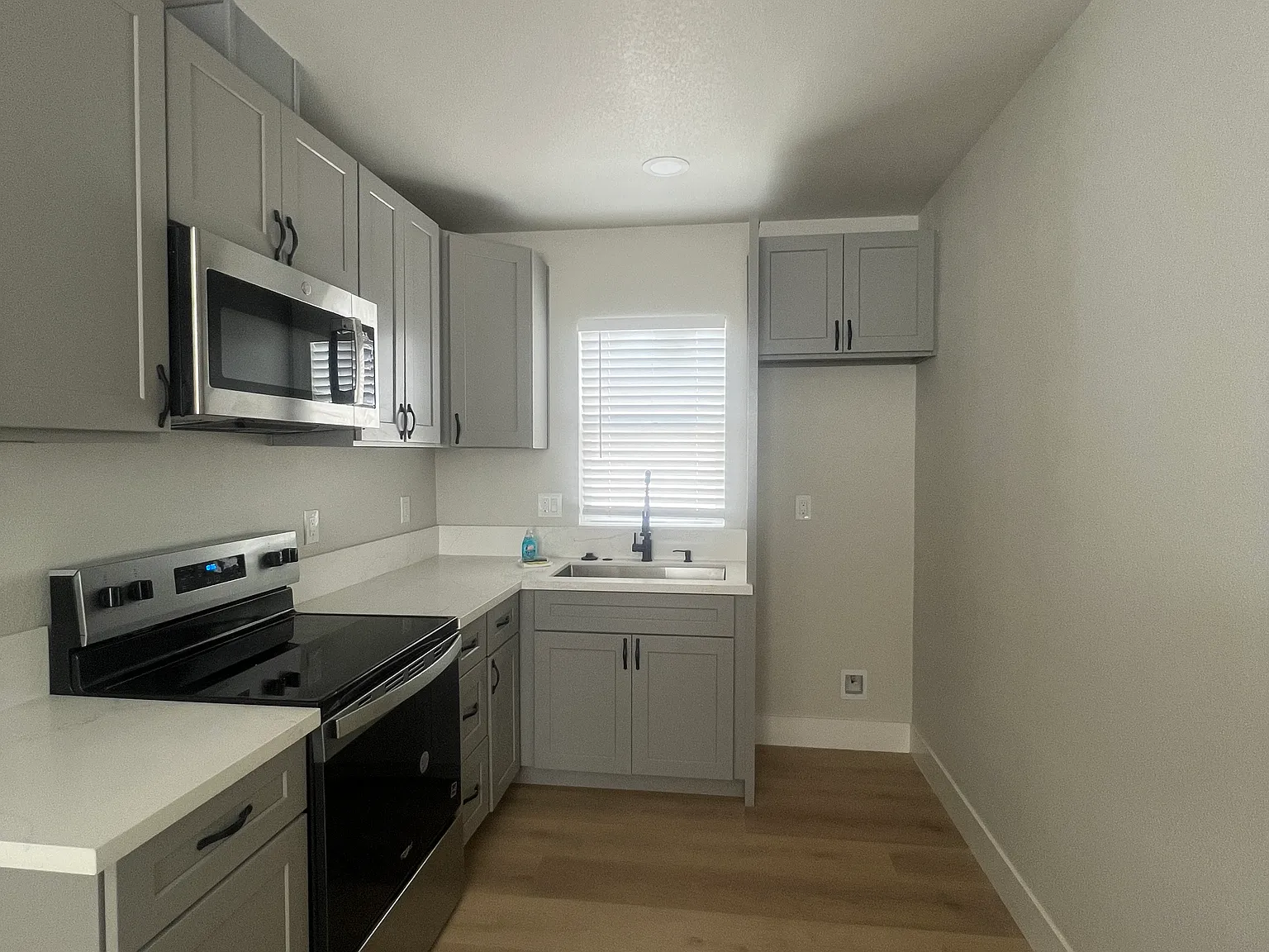 1 bed, $1,750 — Photo 4